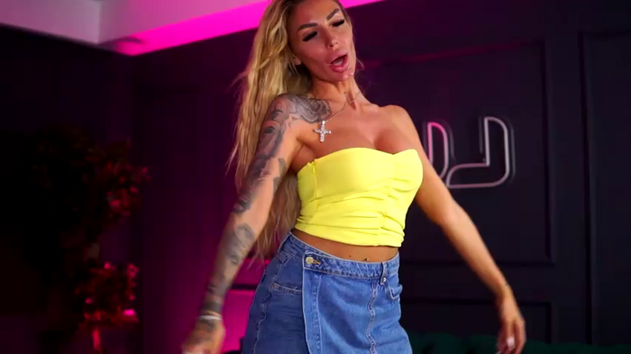 RaquelleVon