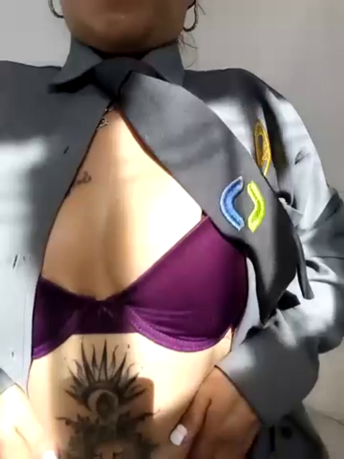 Ariana-07