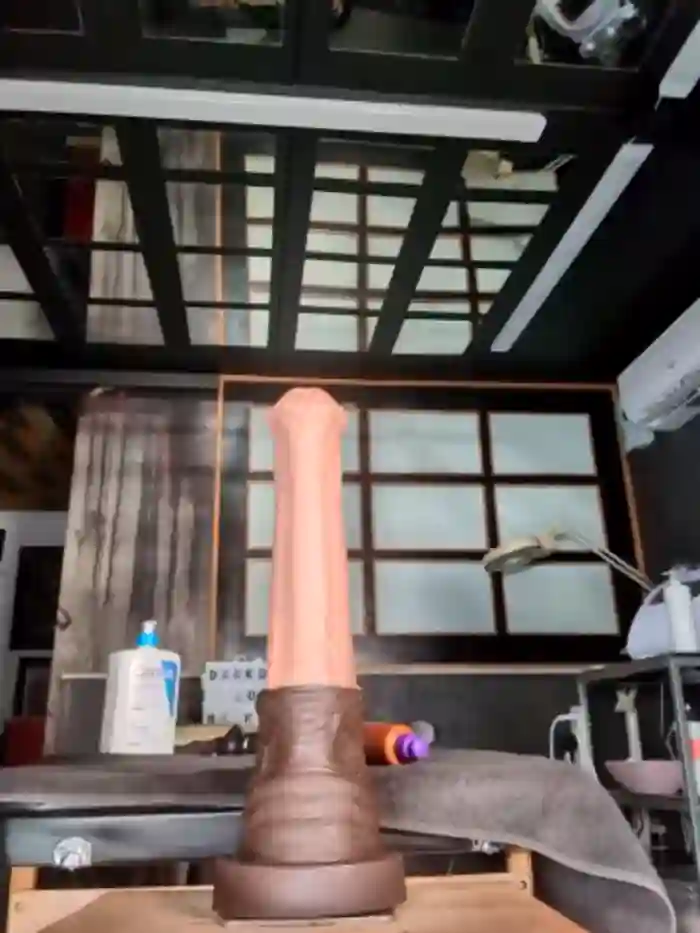 2025/08/20/stripchat-darkdea-18-09-42