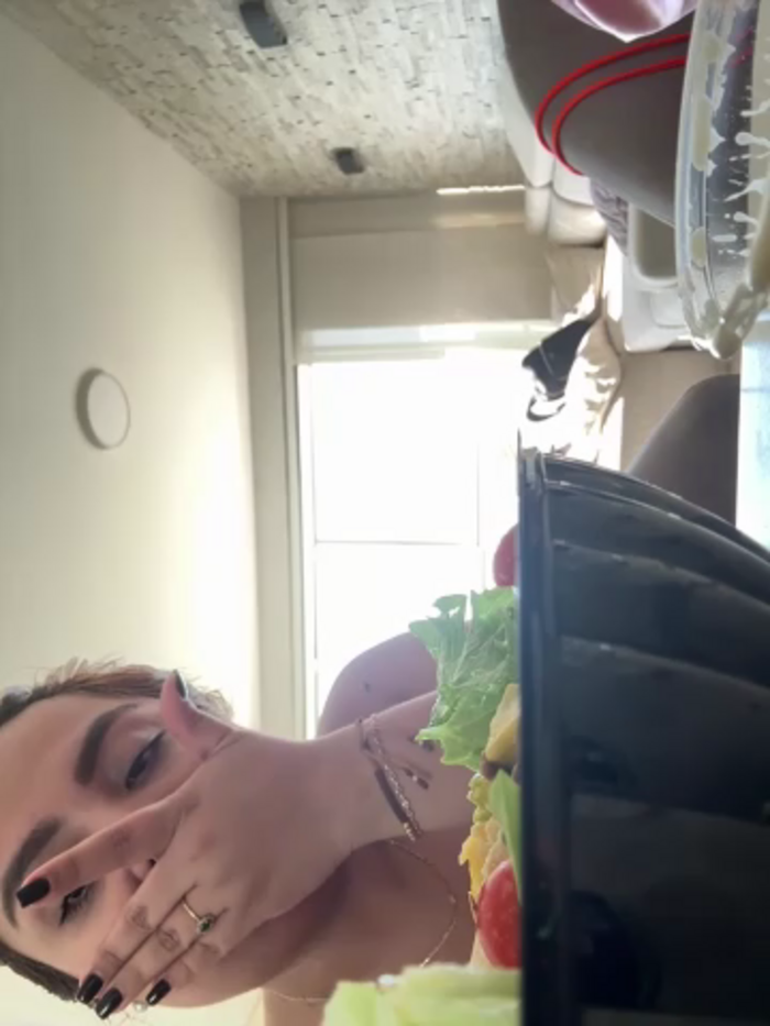 valeria2019hot