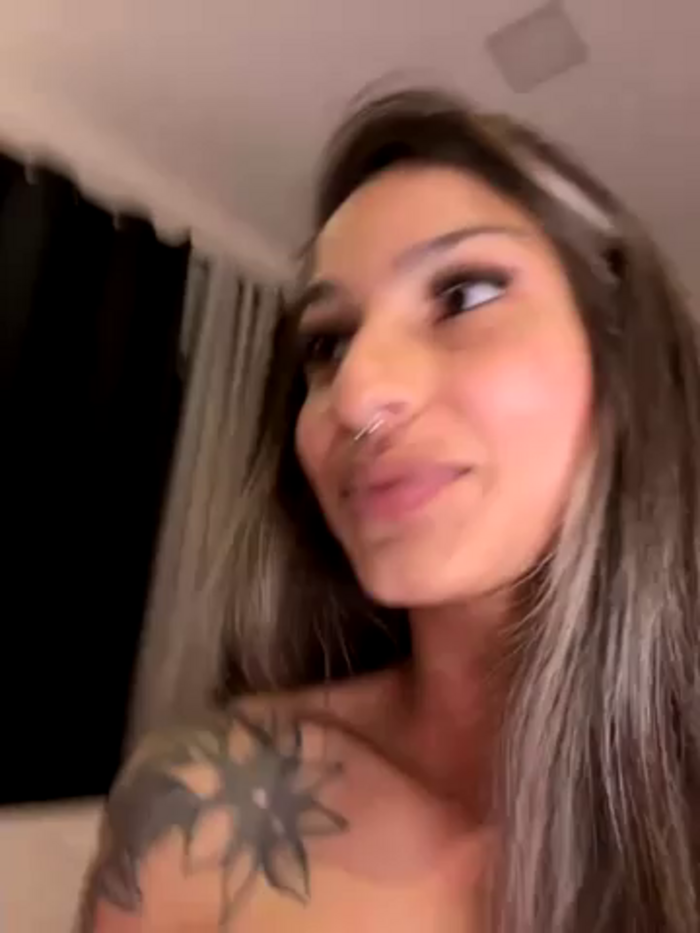 AliceStone19