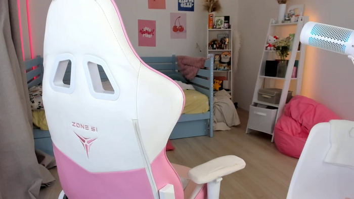 Lily_Young