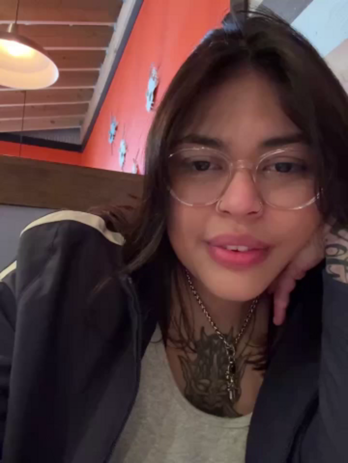 miacanela_xo