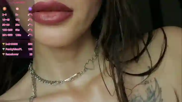 2025/08/20/stripchat-xsweetmissx-00-01-37