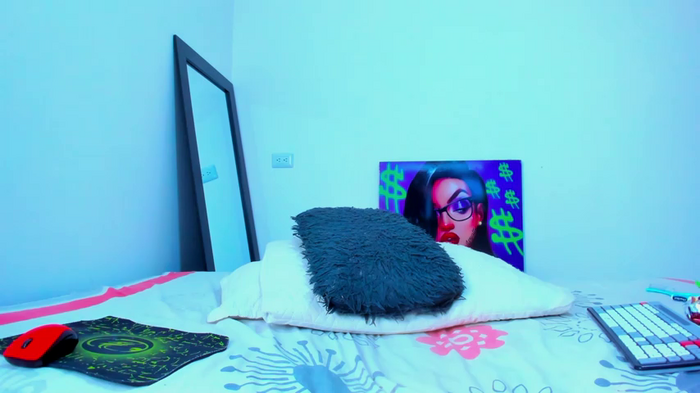 andrea_cherryy