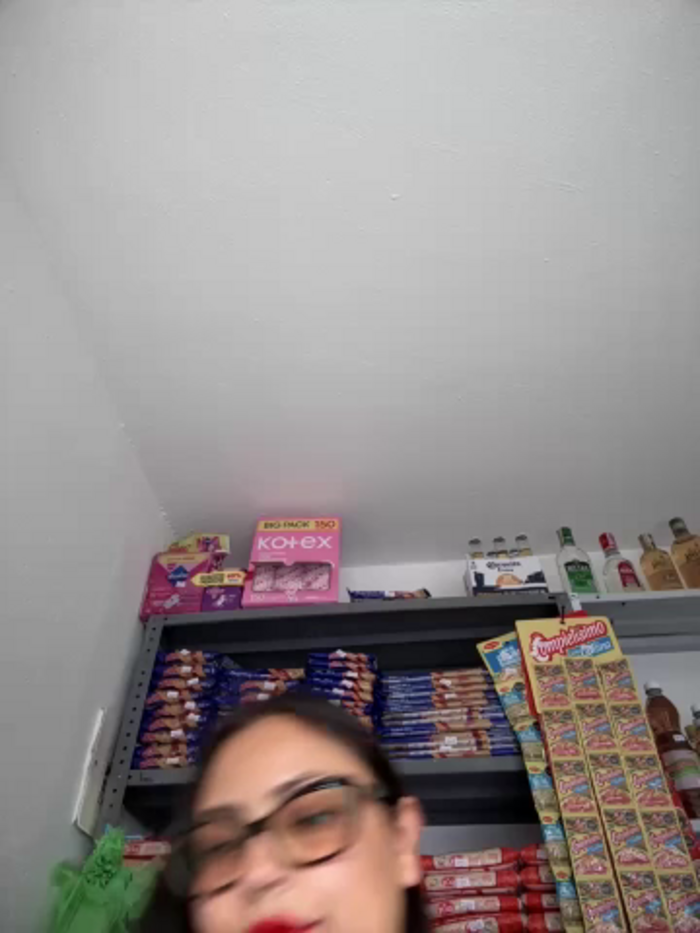 Angie_e