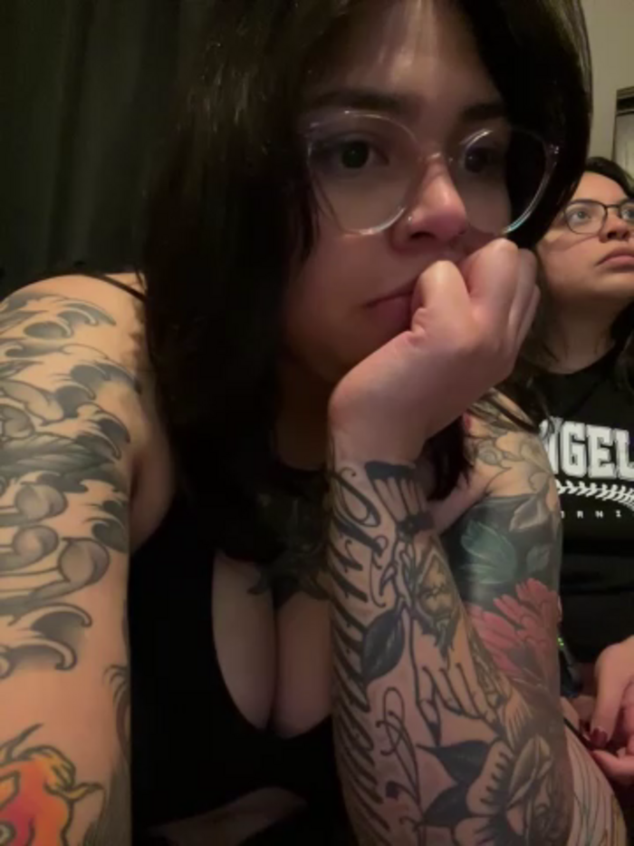miacanela_xo