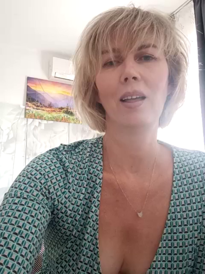 stellahere8