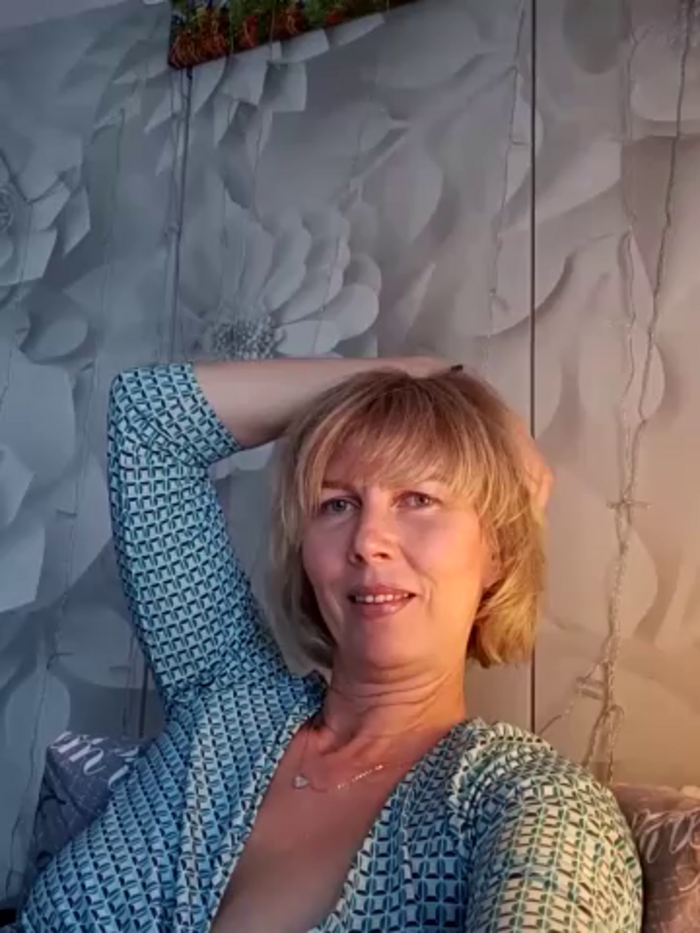 stellahere8