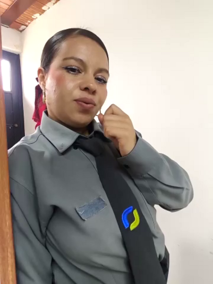 Ariana-07