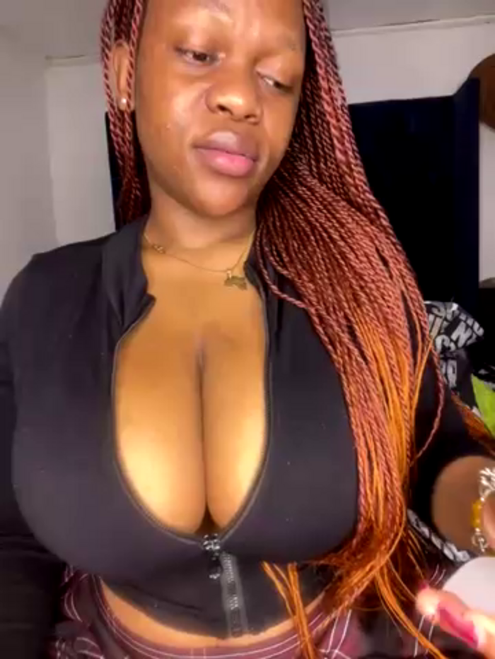 Boneca25