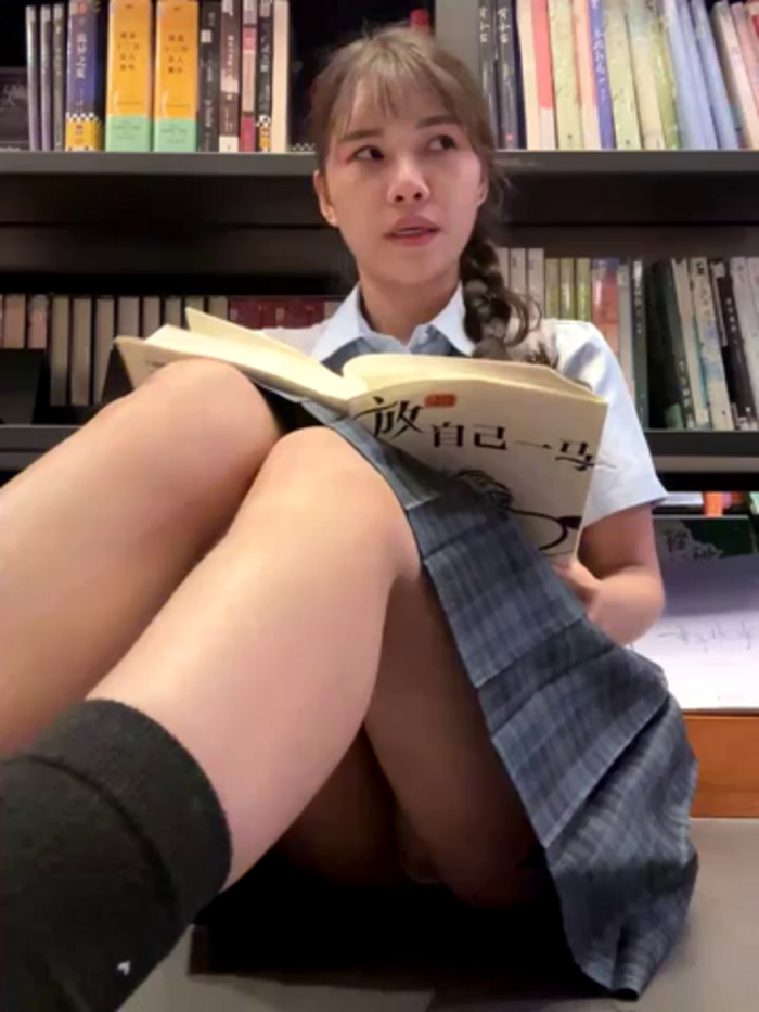 Adora188