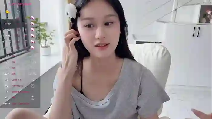 2025/08/22/stripchat-cassie-20-02-32-18