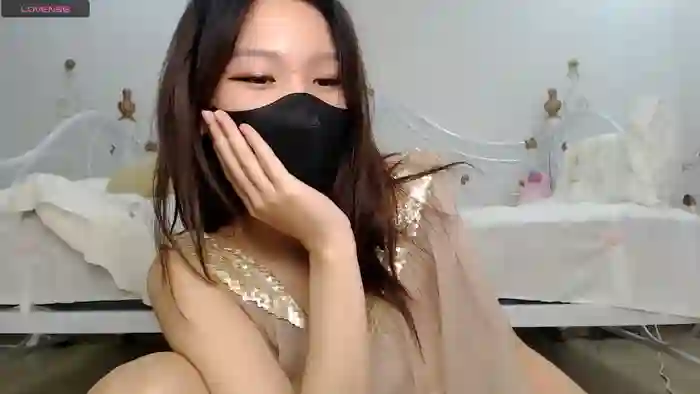 2025/08/22/stripchat-gyuu-nyuu-11-47-13