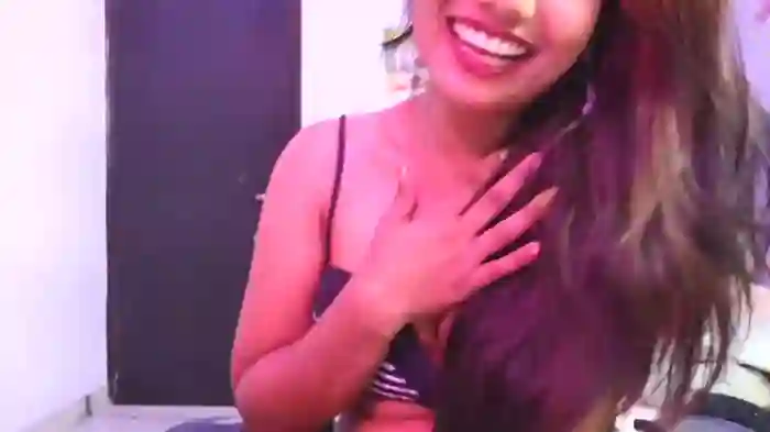 2025/08/22/stripchat-vaarsha-00-08-59