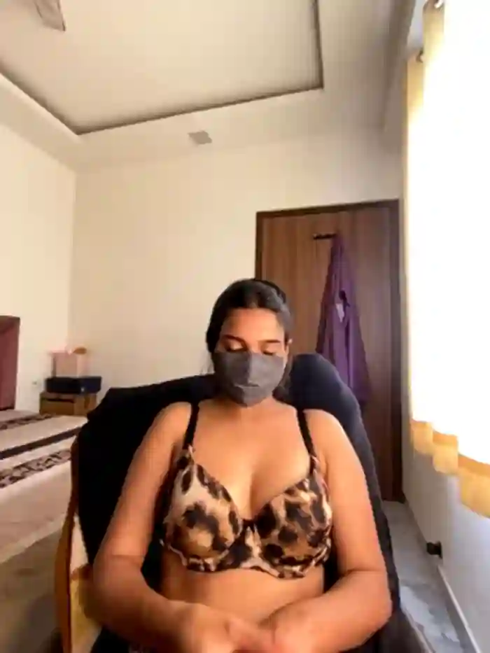 2025/08/22/stripchat-miss_lina-09-23-53