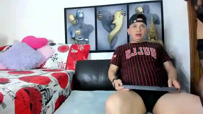 2025/08/23/stripchat-angeline_focus-10-18-31
