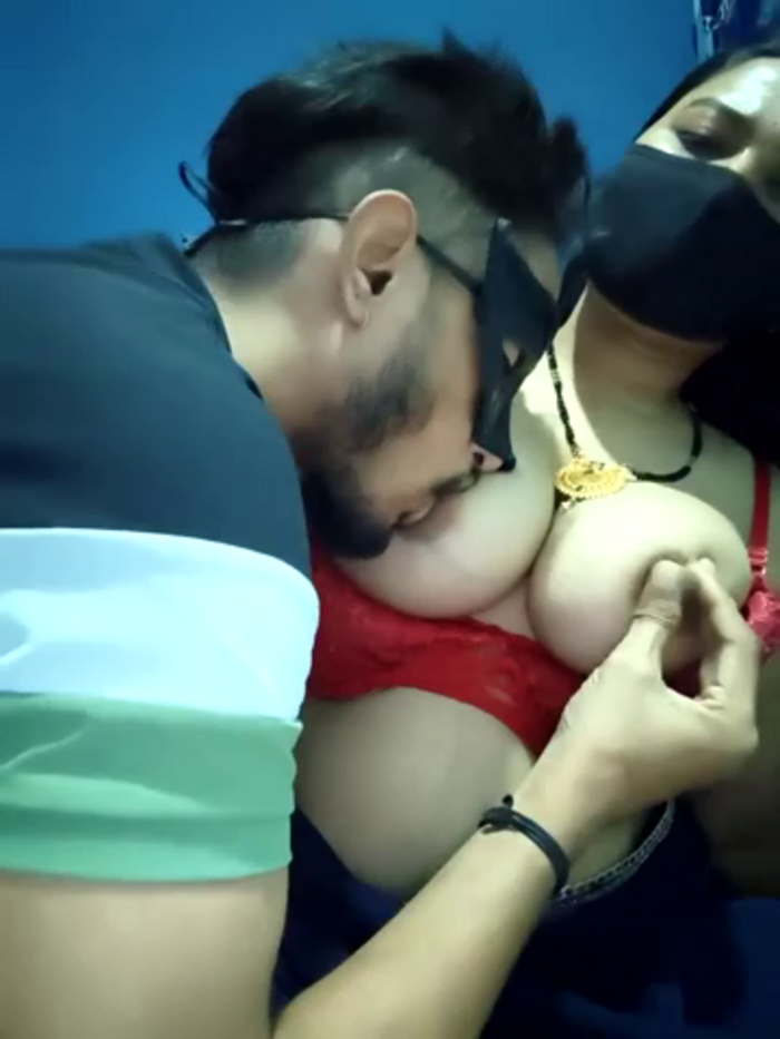 SassyWildCouple