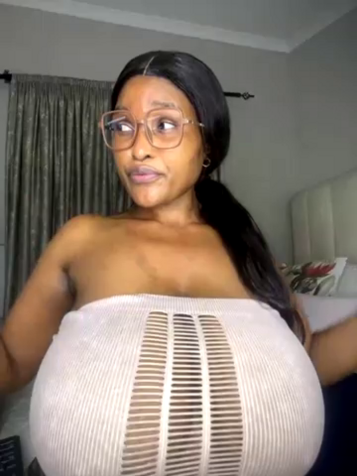 Bustygoddess32