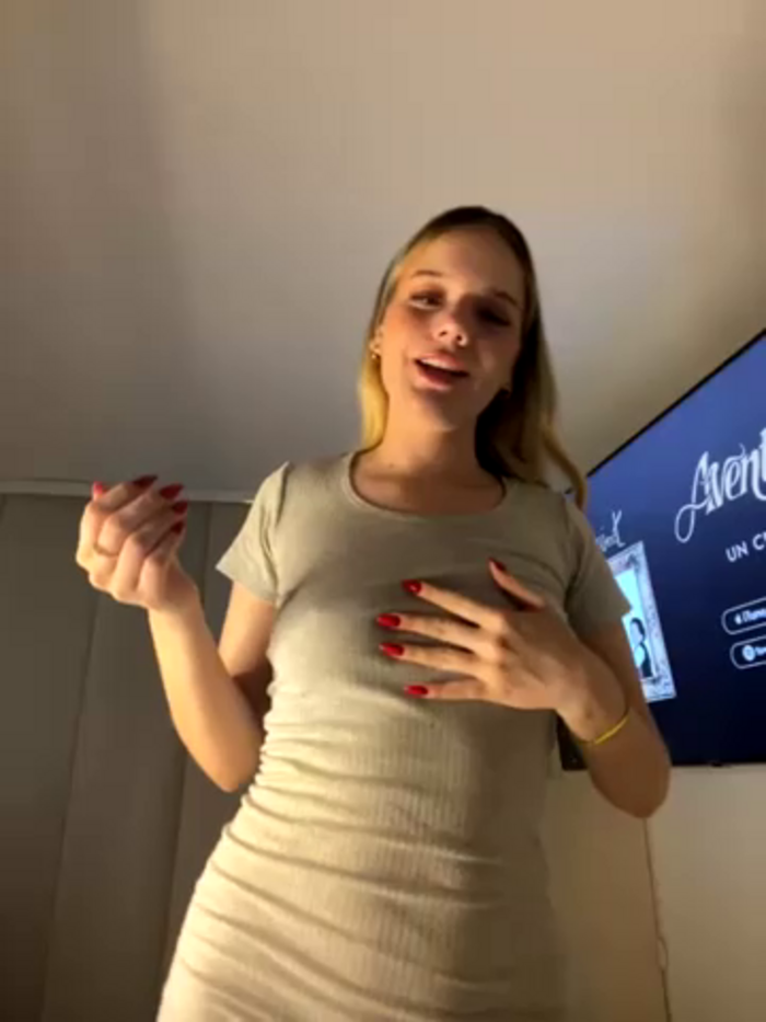 NicoleCut