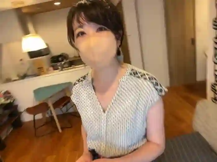 2025/08/23/stripchat-daako_oo-08-46-53