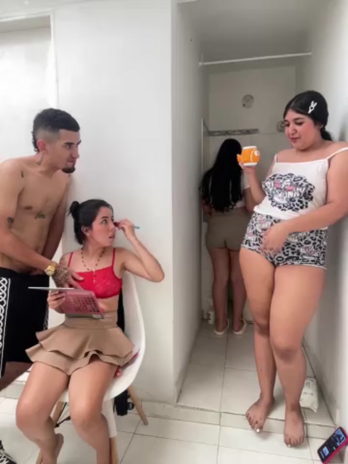 royalgirls_x