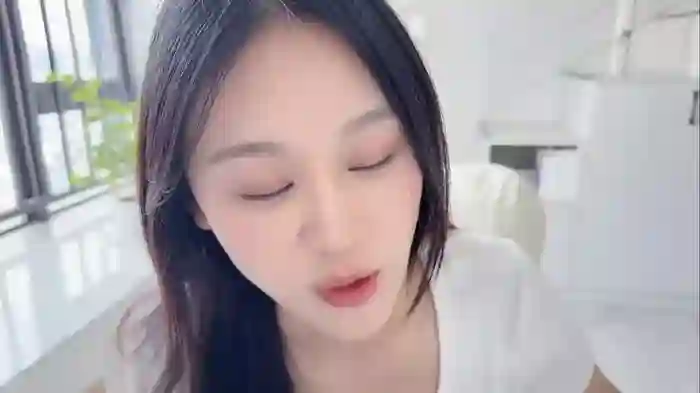 2025/08/24/stripchat-cassie-20-08-11-10