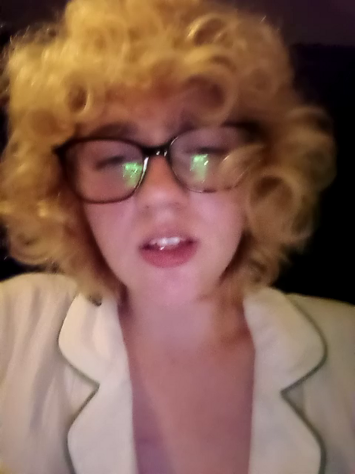 mcjbgfhjghiiiiujfyf
