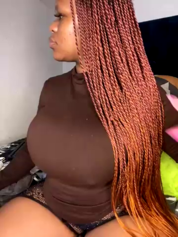 Boneca25