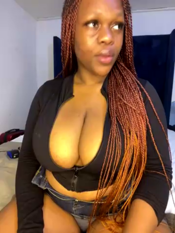 Boneca25