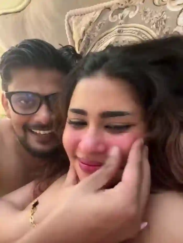 2025/08/25/stripchat-redchili8888-06-45-59