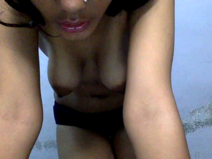 Nisha_cam12