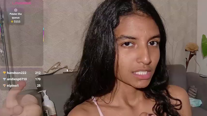 YuliethPetite