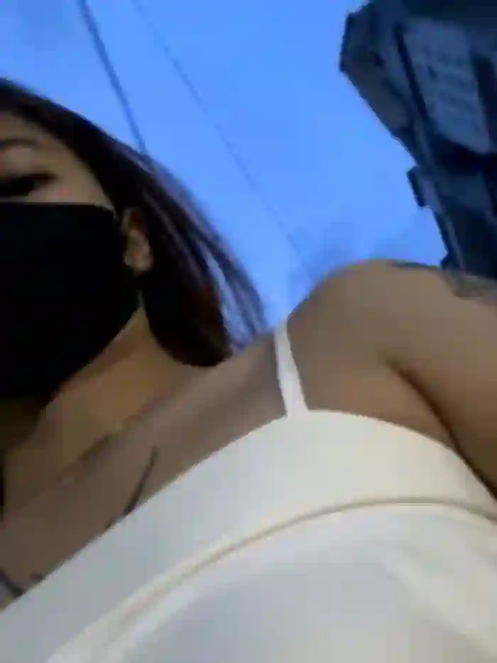 2025/08/25/stripchat-__babyshowpublic__-11-20-12