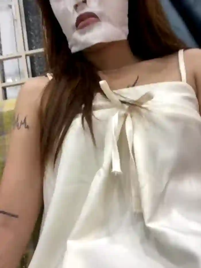 2025/08/25/stripchat-__babyshowpublic__-13-10-56