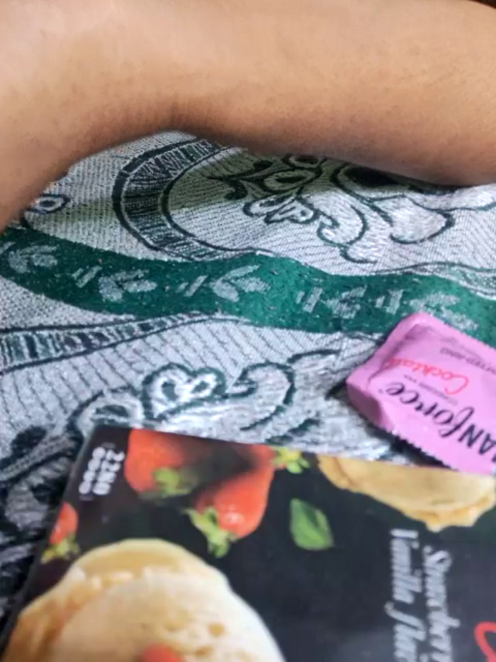 Priya_Bong