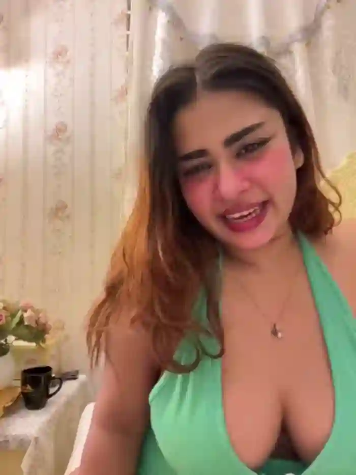 2025/08/26/stripchat-redchili8888-17-02-33