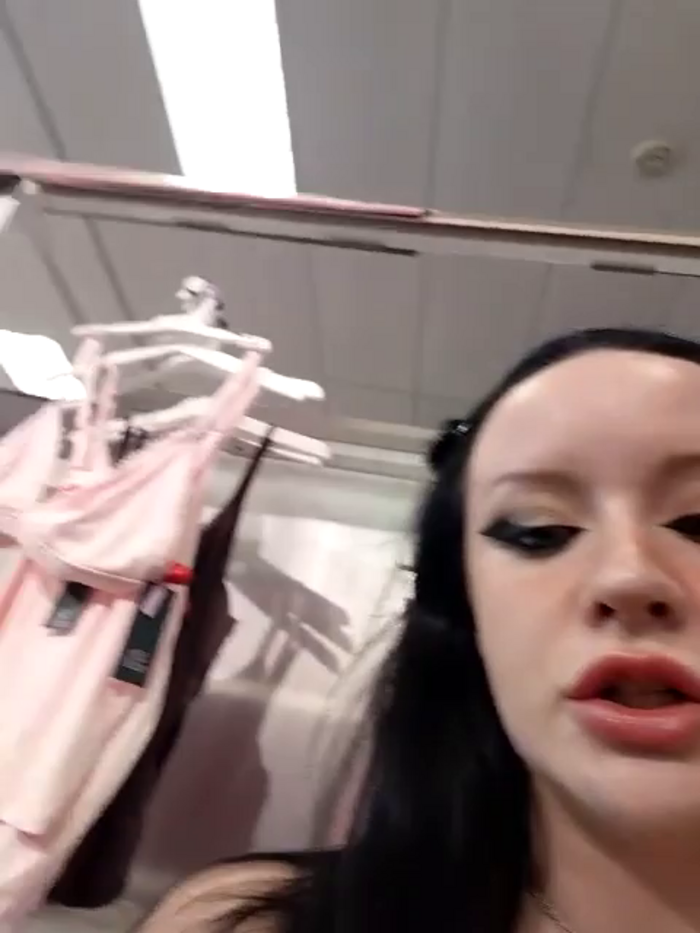 EVILYN