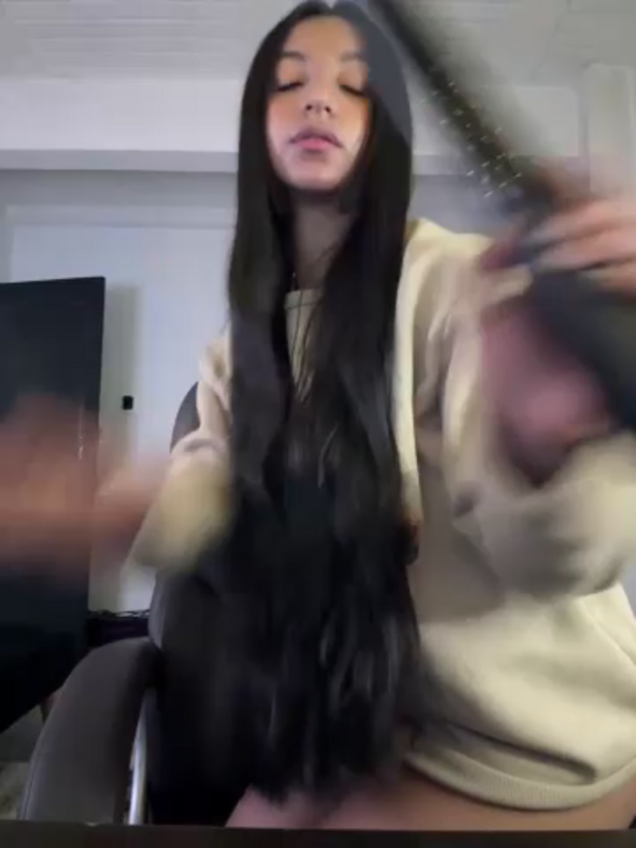 aly_golden_