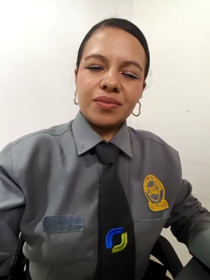 Ariana-07