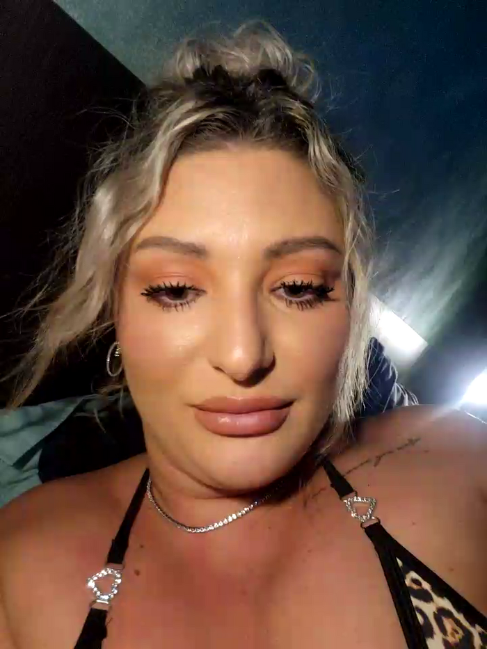 Blondie_Sasha