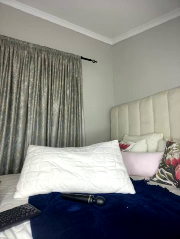 Bustygoddess32