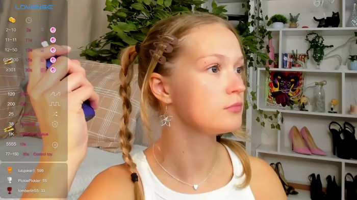 Kara_smalltits