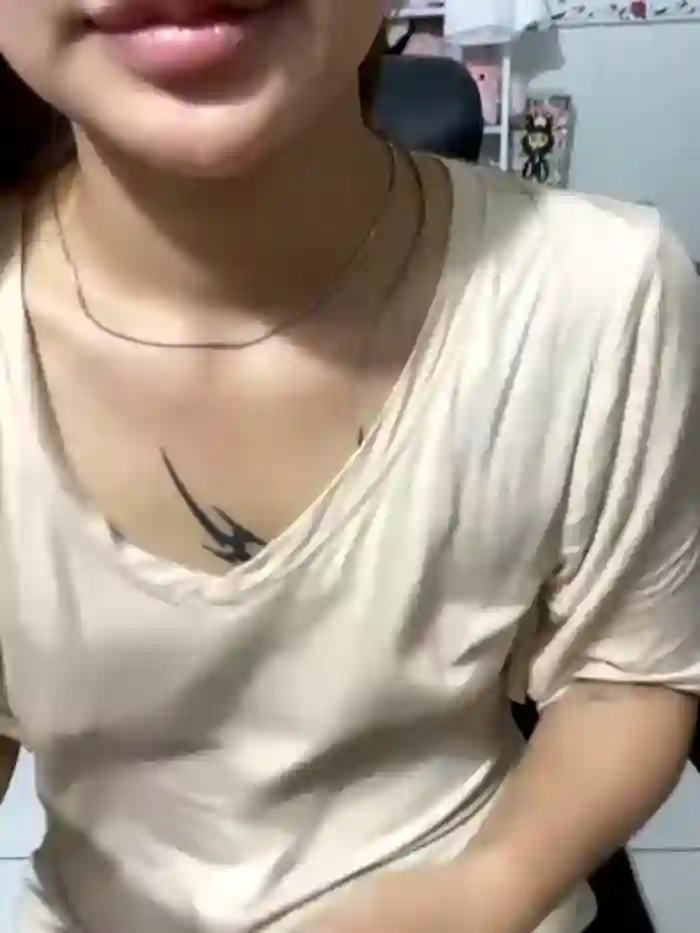 2025/08/27/stripchat-__babyshowpublic__-04-30-37