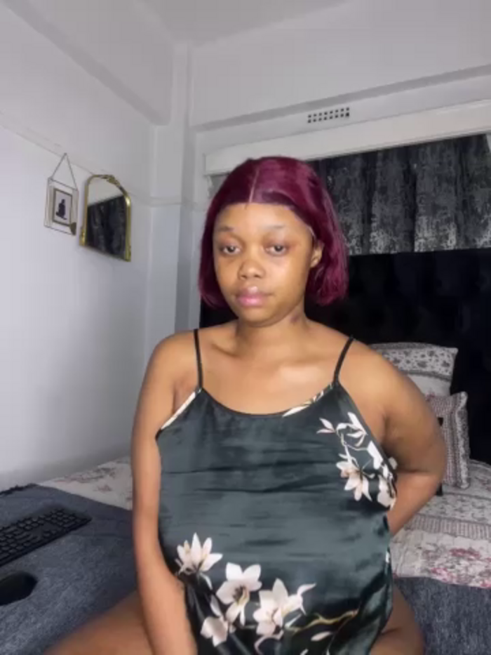 Queen_Tee23