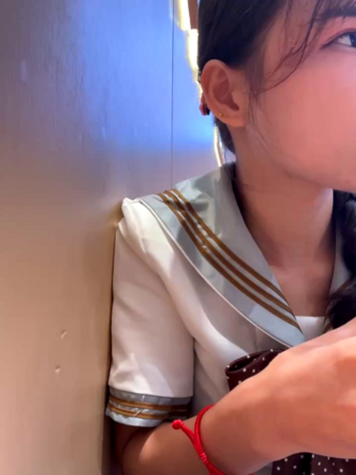 Adora188