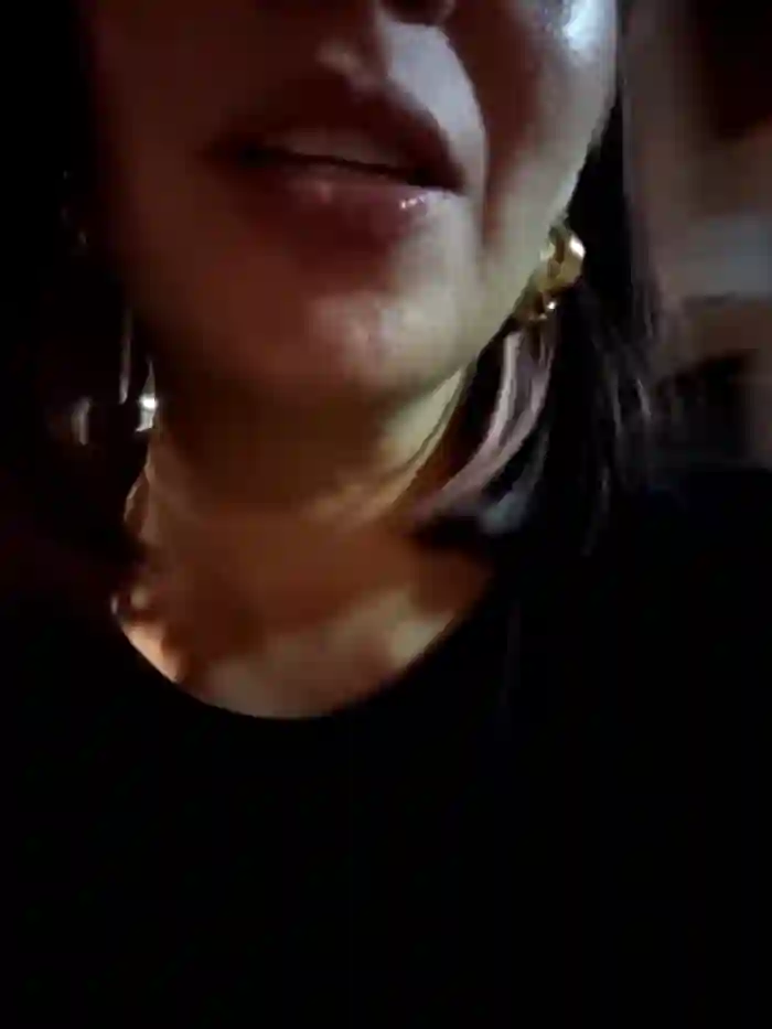 2025/09/07/stripchat-scarlett_moore-00-12-26