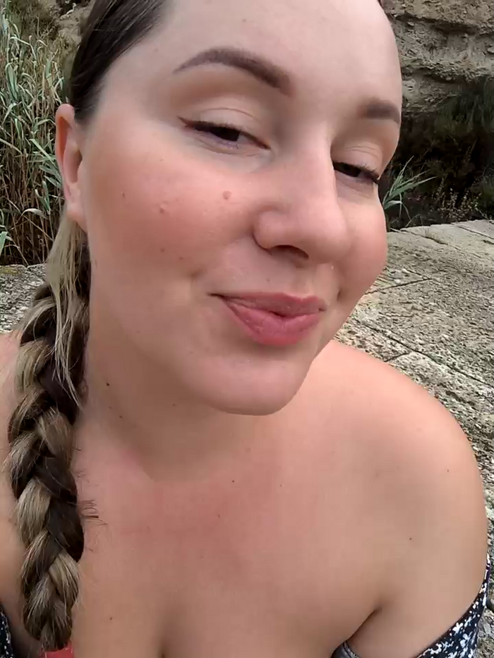 Mona_Plus