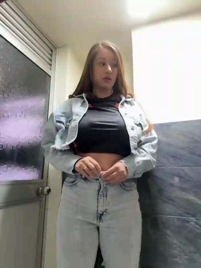2025/09/09/stripchat-roouse-22-21-55