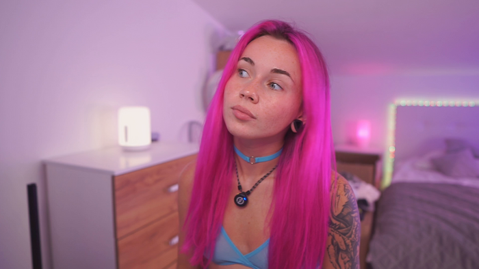 Sarah_Pink